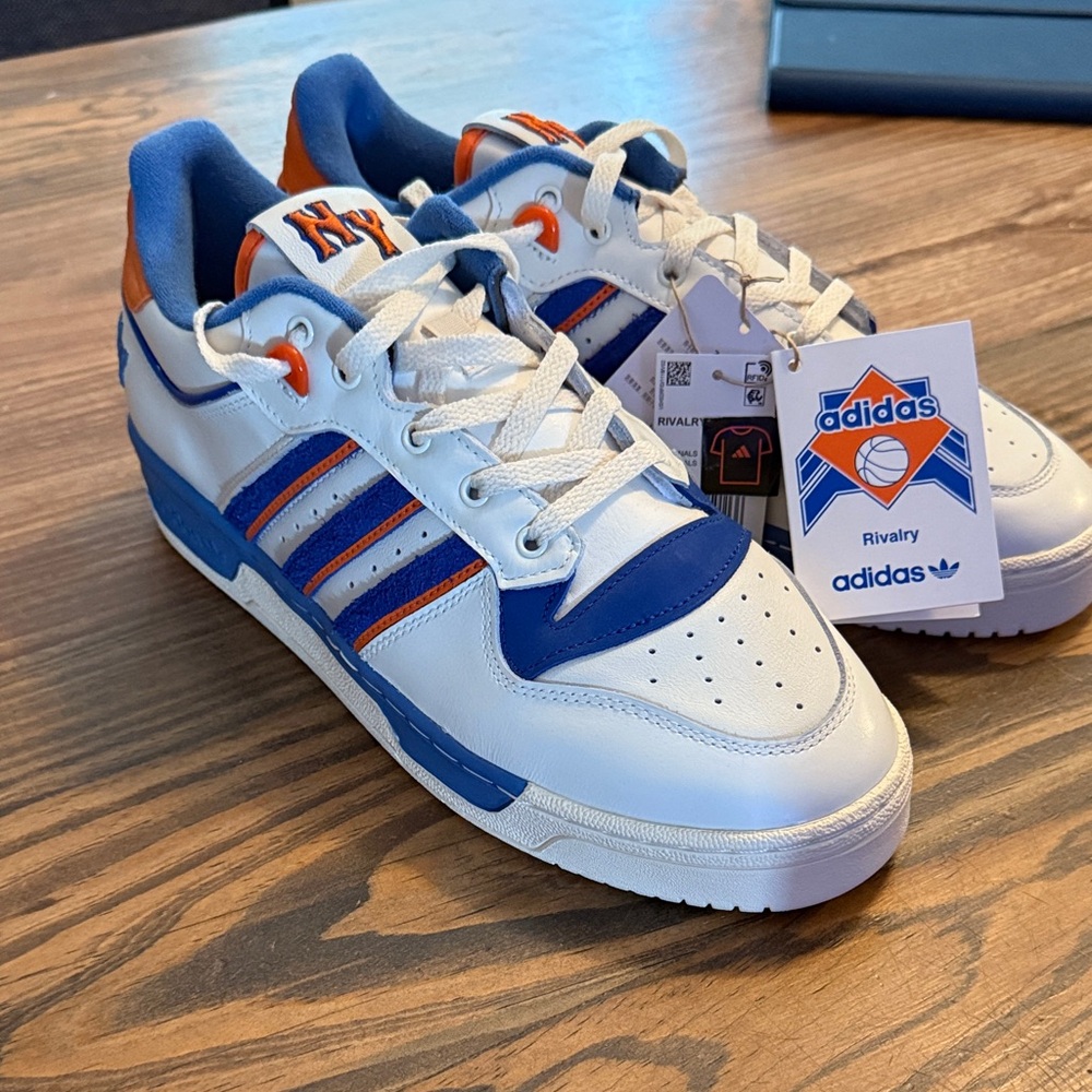 Adidas New York Knicks sneakers Brand new with tags, no box